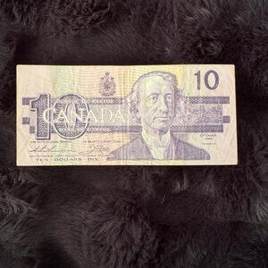 Canada 1989 $10 Banknote – Birds of Canada Series – Vintage Currency